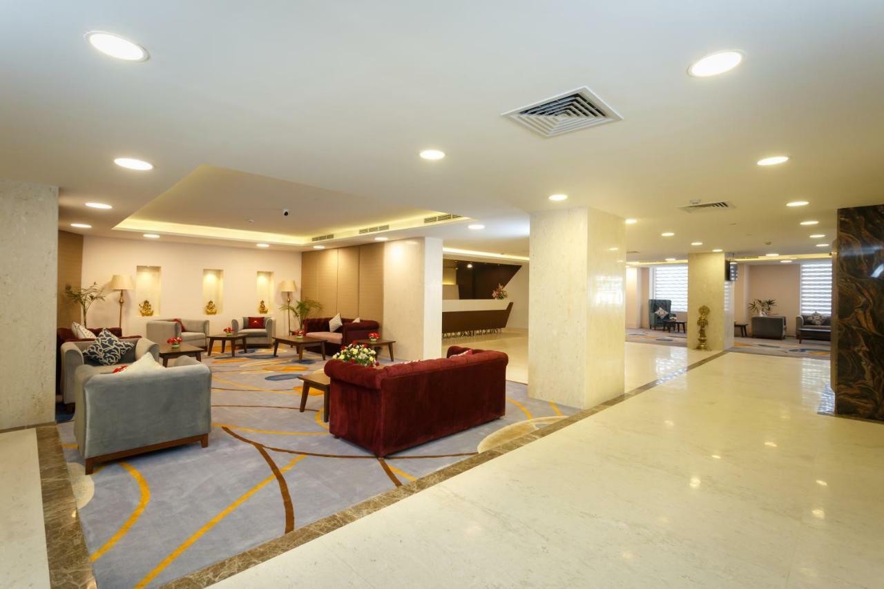 Hotel Crowne Imperial Katmandú Exterior foto